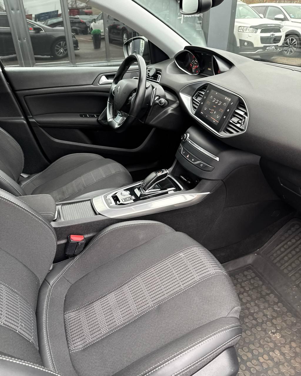 Peugeot 308 T9 · Рестайлинг , 2019 г., автомат, дизель - фото 14