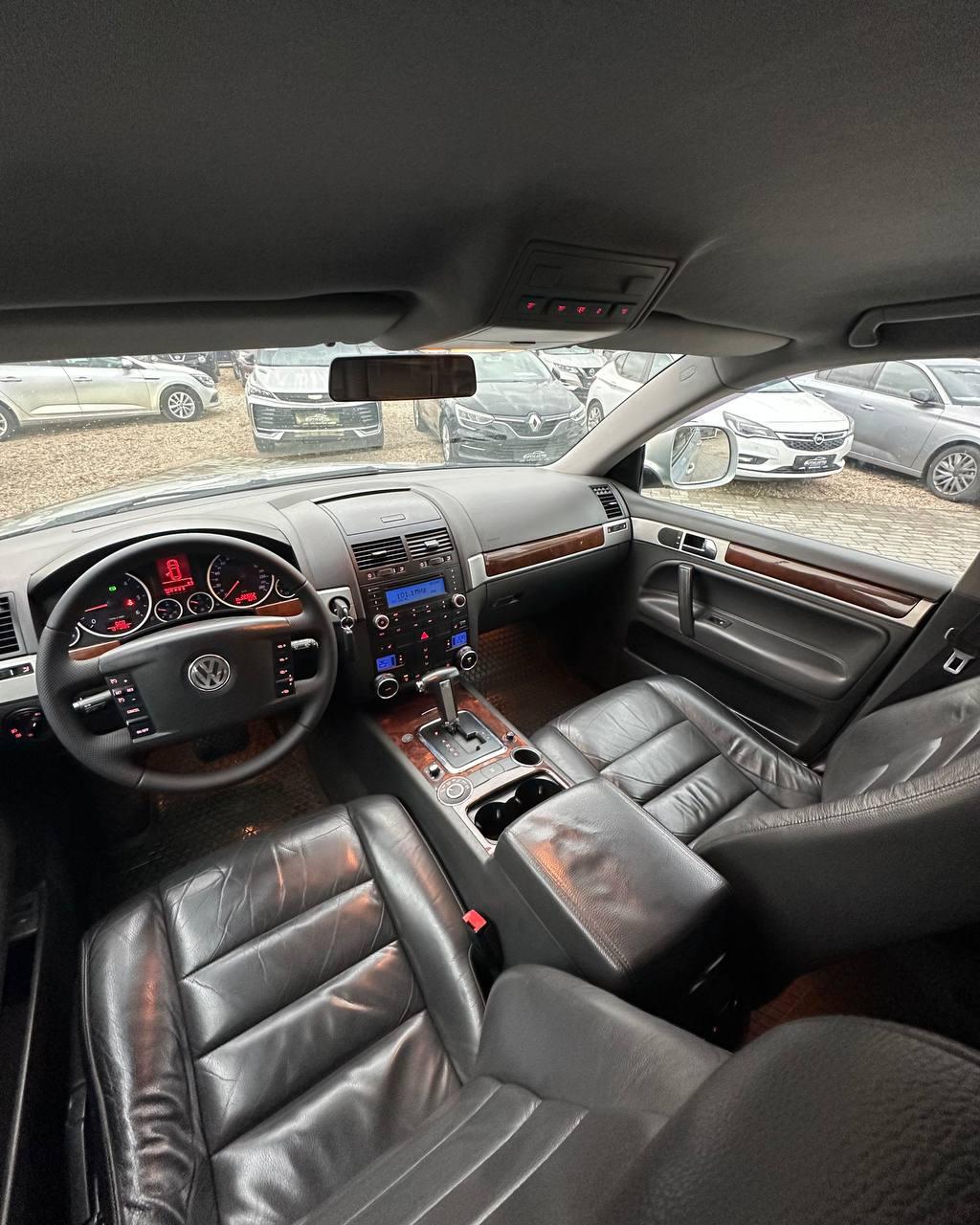 Volkswagen Touareg I · Рестайлинг , 2008 г., автомат, дизель - фото 9