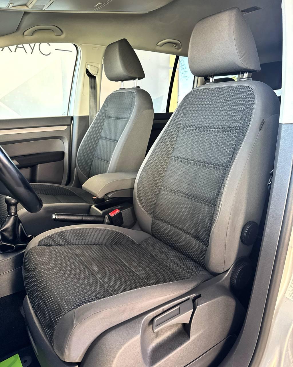 Volkswagen Touran I · 2-й рестайлинг , 2011 г., механика, дизель - фото 10