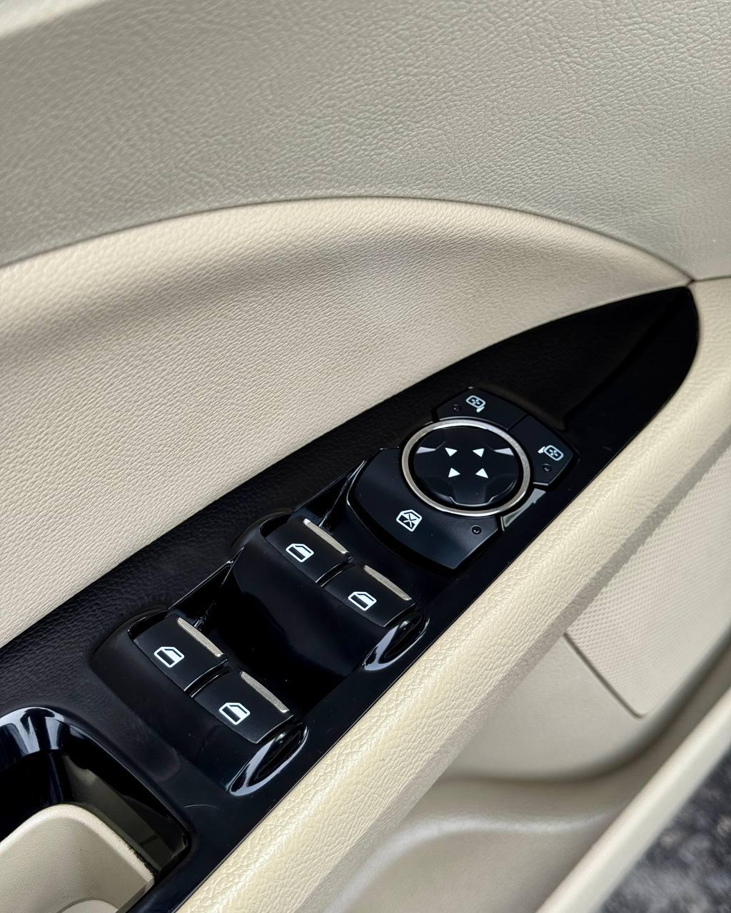 Ford Fusion USA II , 2014 г., автомат, бензин - фото 17