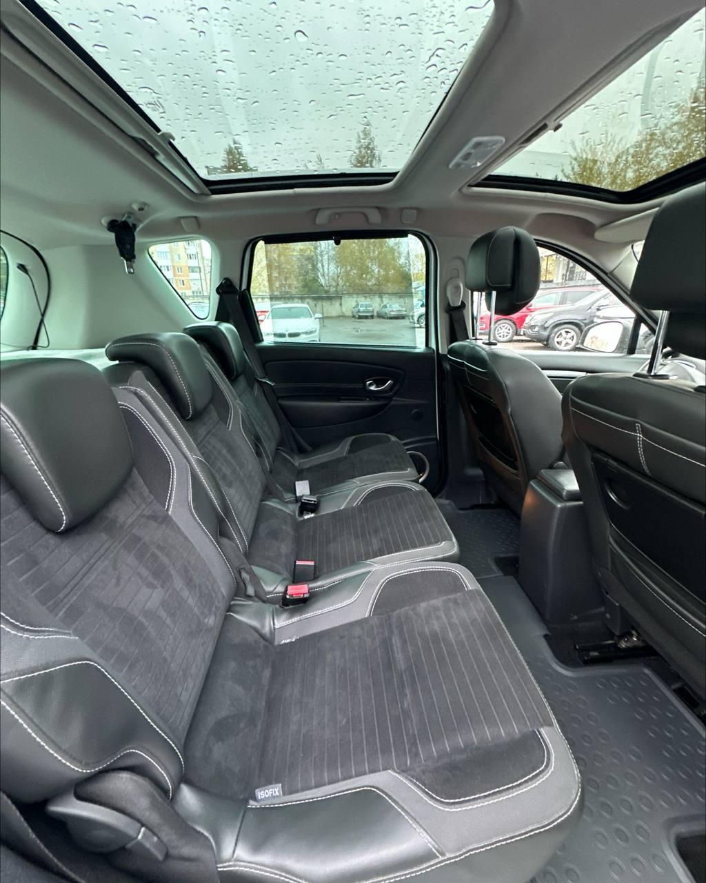 Renault Scenic III · 2-й рестайлинг , 2013 г., механика, дизель  - фото 11