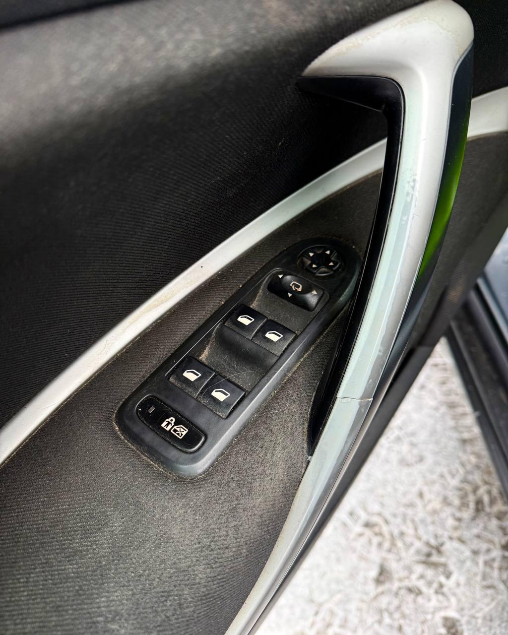 Citroen C5 II , 2009 г., механика, бензин - фото 9