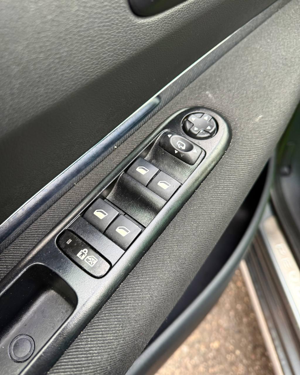 Peugeot 3008 I , 2009 г., механика, дизель - фото 15