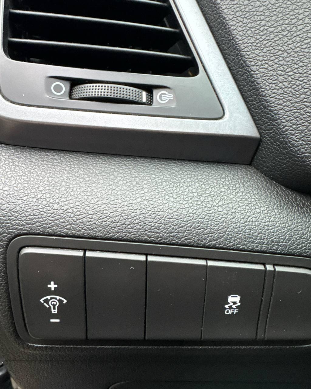 Hyundai Tucson III , 2018 г., робот, дизель - фото 20