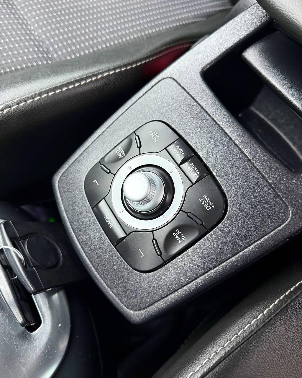 Renault Scenic III · Рестайлинг , 2013 г., механика, дизель - фото 17