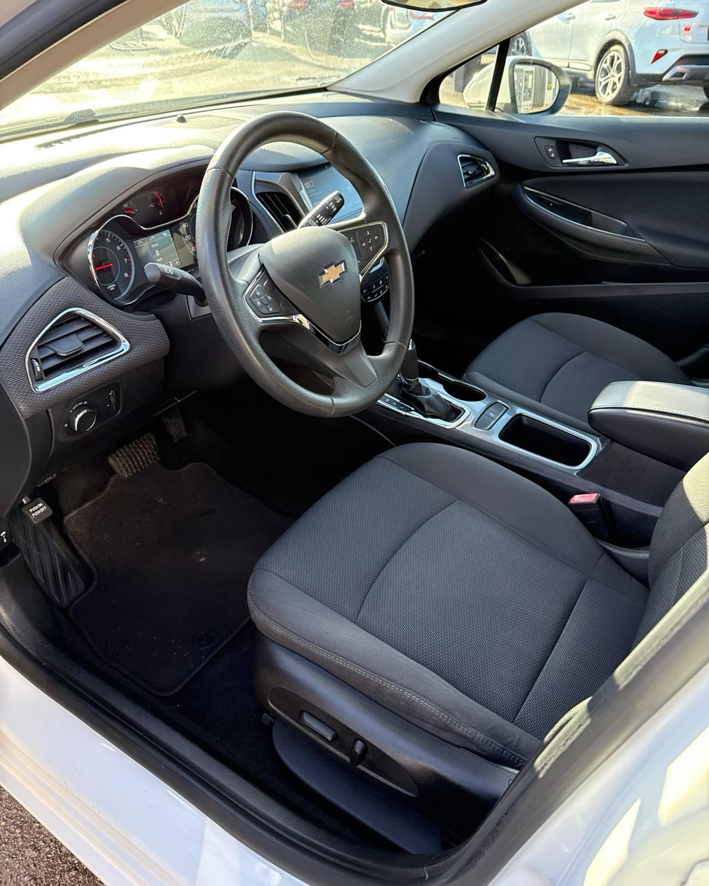 Chevrolet Cruze D2LC , 2017 г., автомат, бензин - фото 10