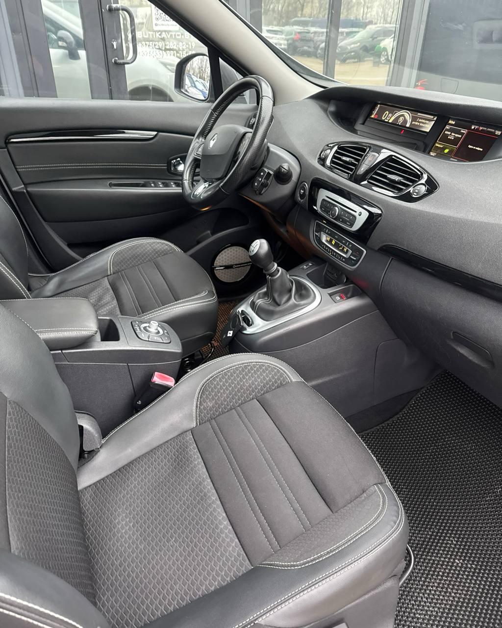 Renault Grand Scenic III · 2-й рестайлинг , 2014 г., механика, дизель - фото 13