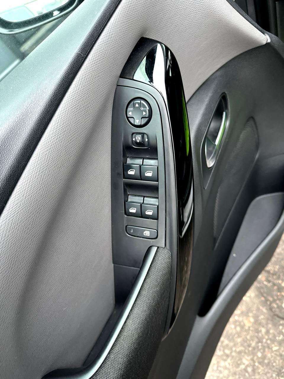 Citroen C4 Grand Picasso II · Рестайлинг , 2018 г., механика, бензин - фото 15