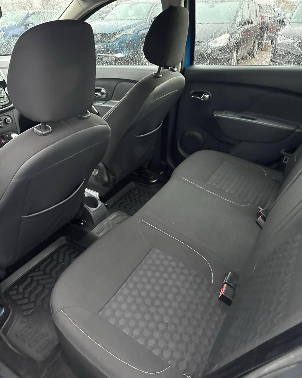 Renault Logan II , 2017 г., механика, бензин - фото 11