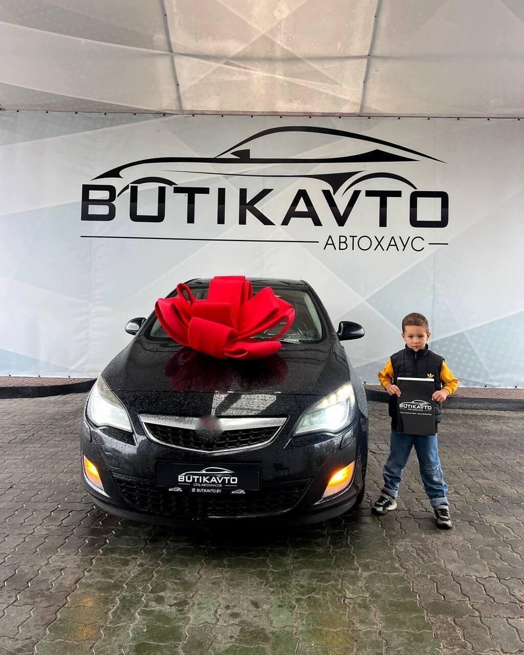 Opel Astra J, 2010 г., автомат, бензин