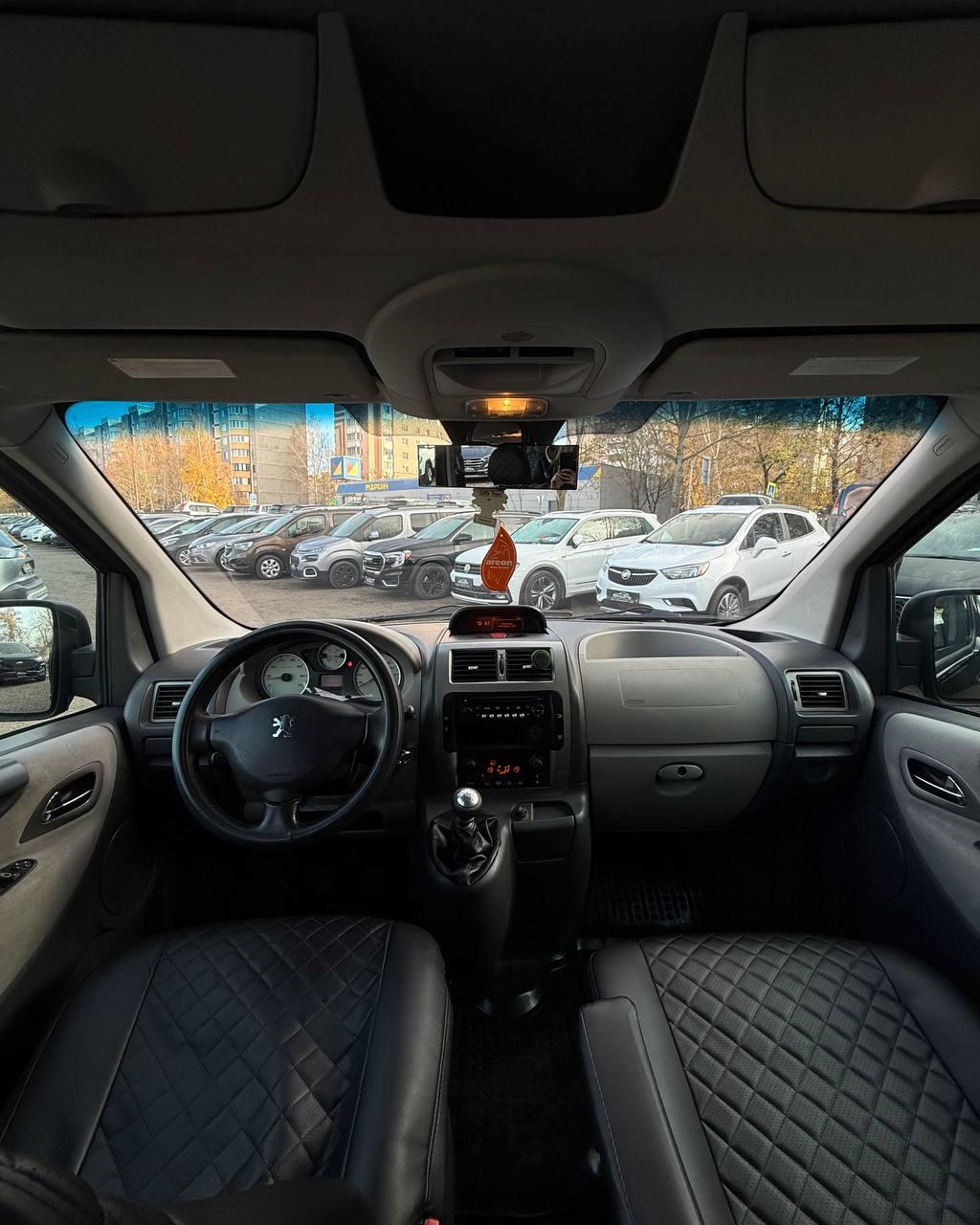 Peugeot Expert II , 2010 г., механика, дизель - фото 9