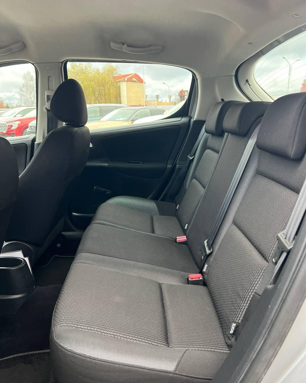 Peugeot 207 I · Рестайлинг , 2011 г., механика, бензин - фото 15