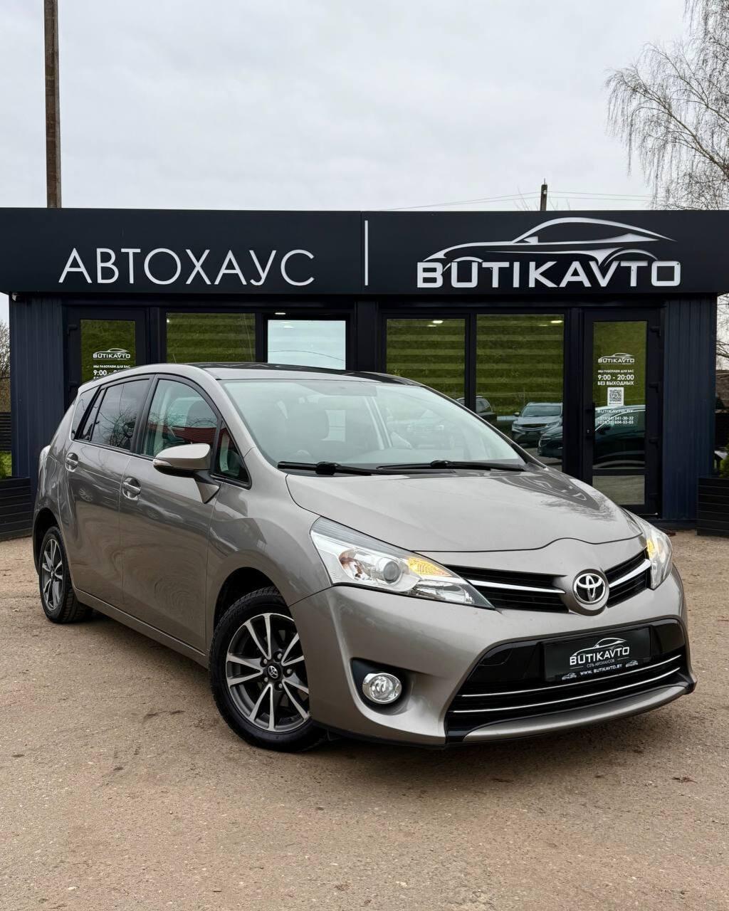 Toyota Verso I · Рестайлинг , 2014 г., механика, дизель
