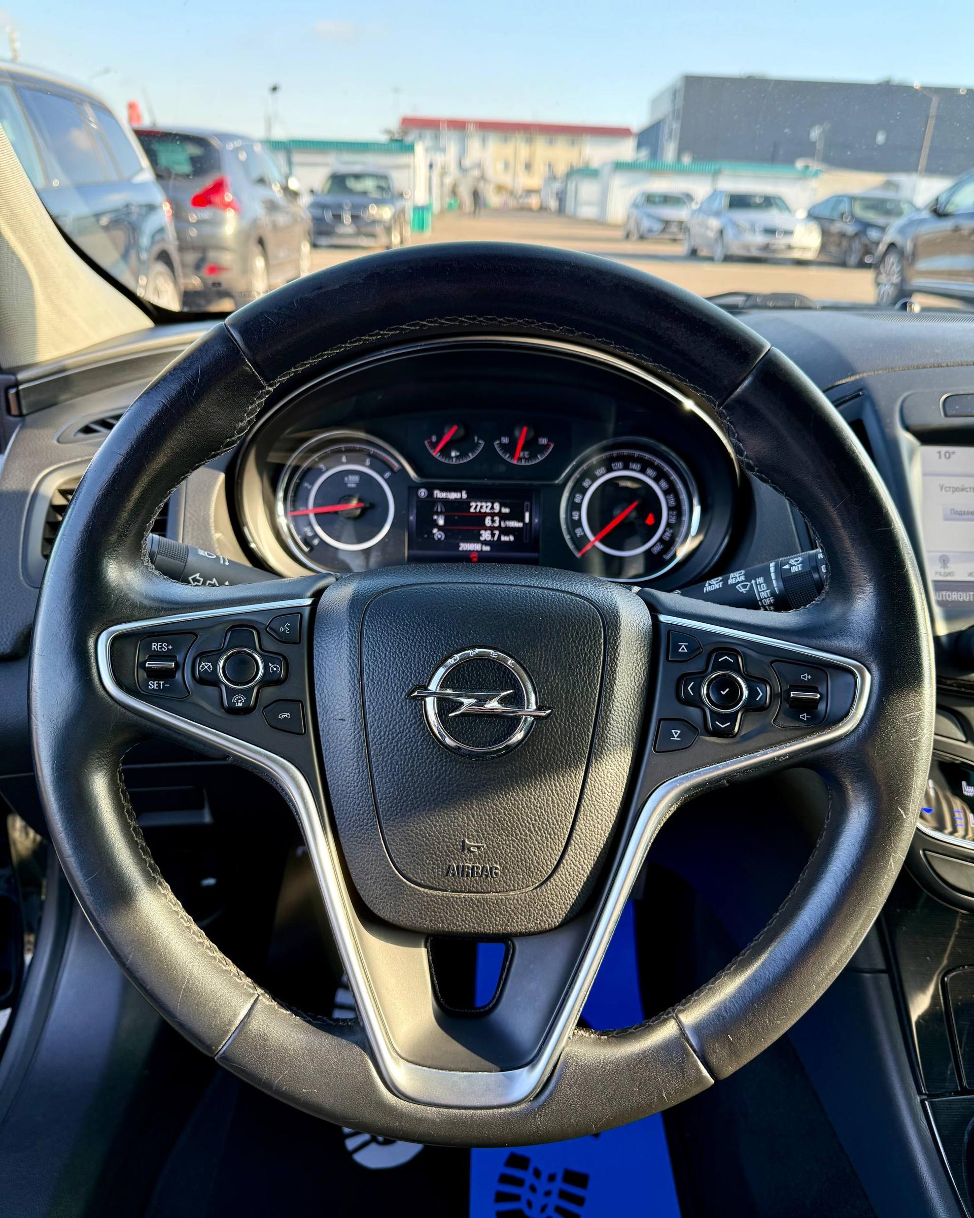 Opel Insignia I · Рестайлинг , 2017 г., механика, дизель - фото 12