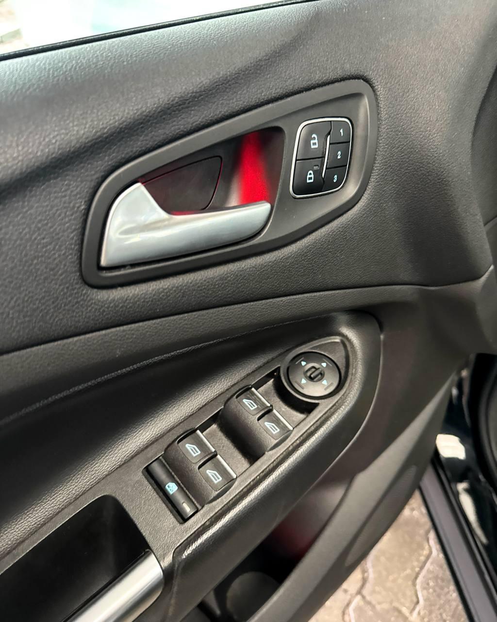 Ford Escape III · Рестайлинг , 2017 г., автомат, бензин - фото 9