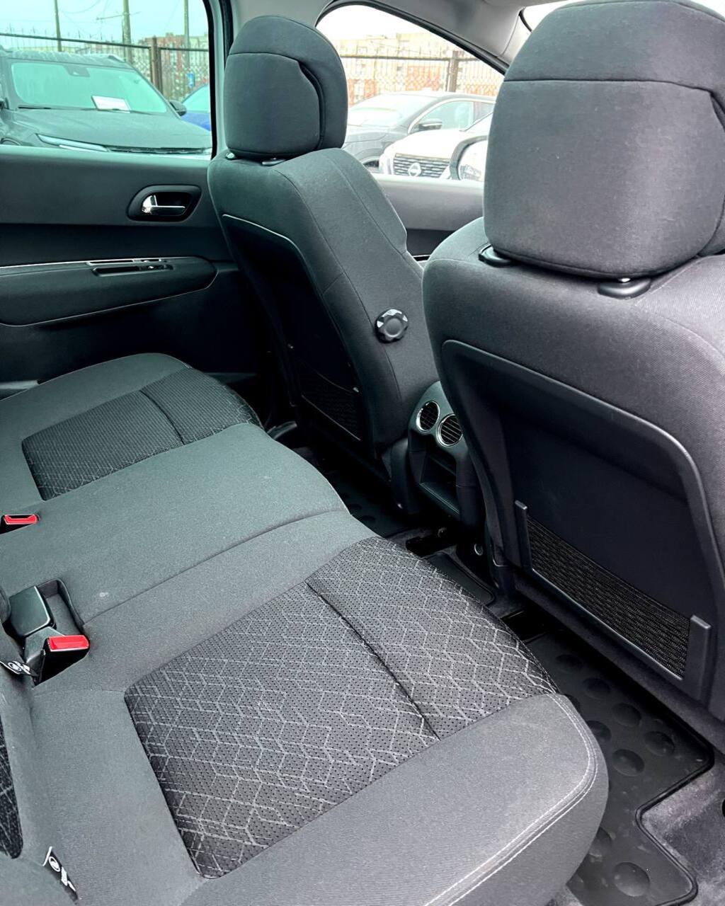 Peugeot 3008 I · Рестайлинг , 2014 г., механика, дизель - фото 13