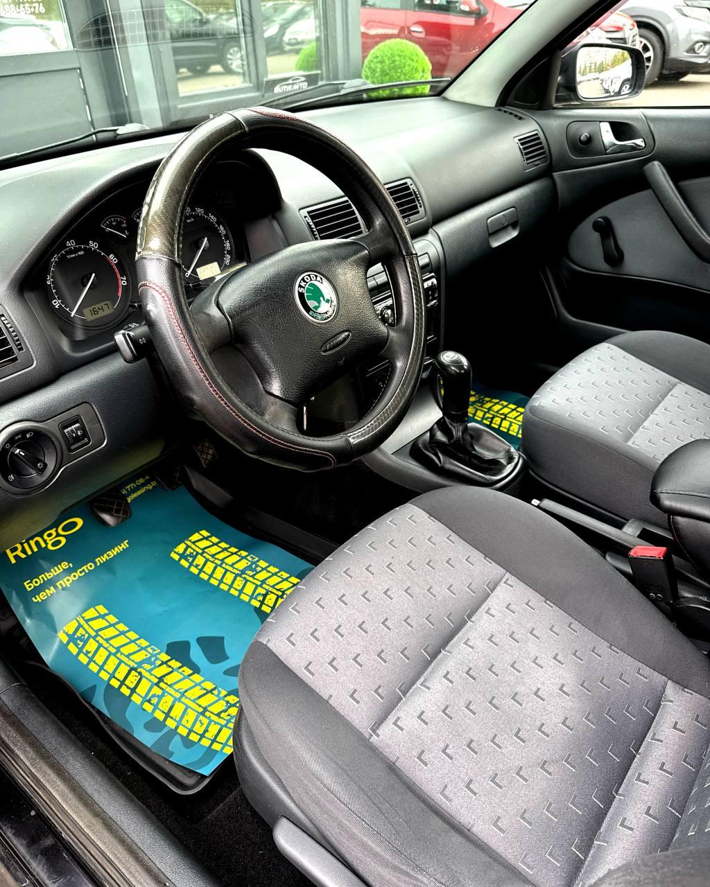 Skoda Octavia I · Рестайлинг , 2008 г., механика, бензин - фото 9