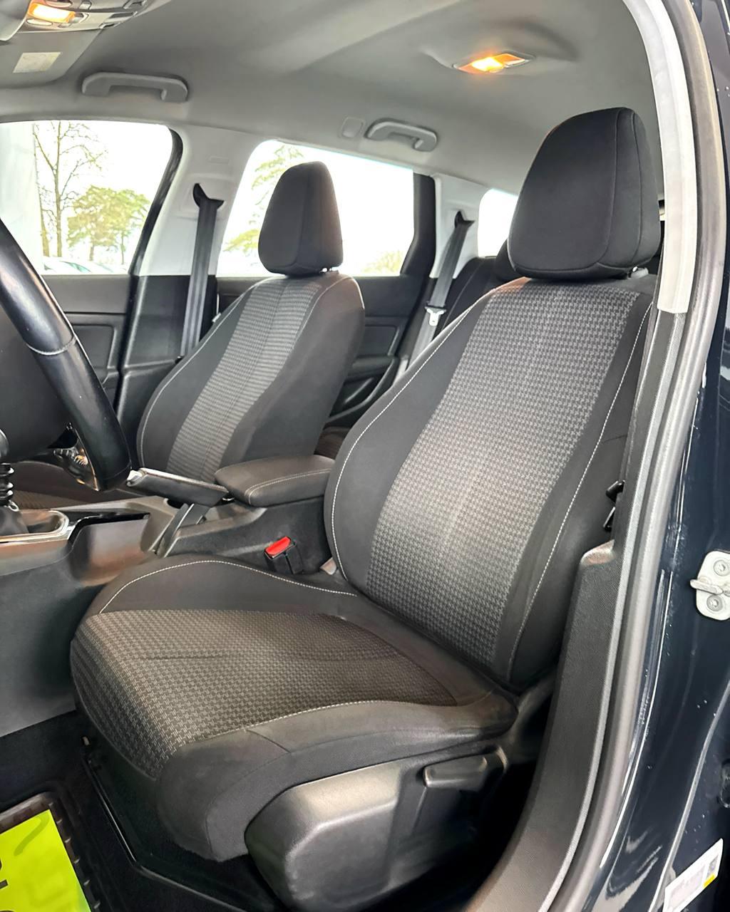 Peugeot 308 T9 · Рестайлинг , 2019 г., механика, дизель - фото 10