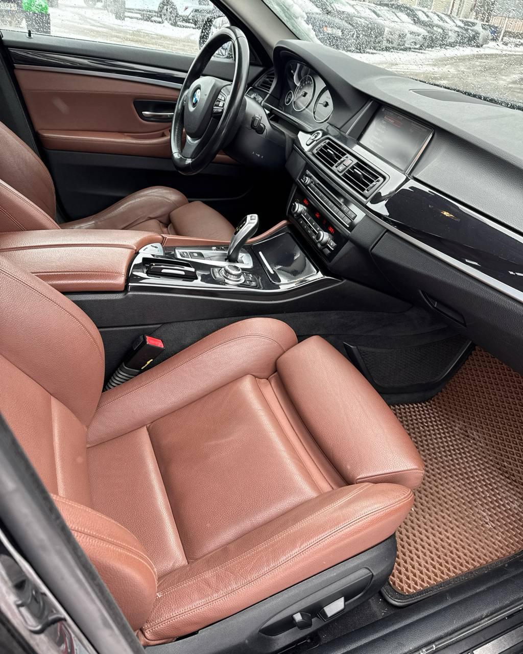 BMW 5 серия F10 F11 · Рестайлинг , 2014 г., автомат, дизель - фото 13