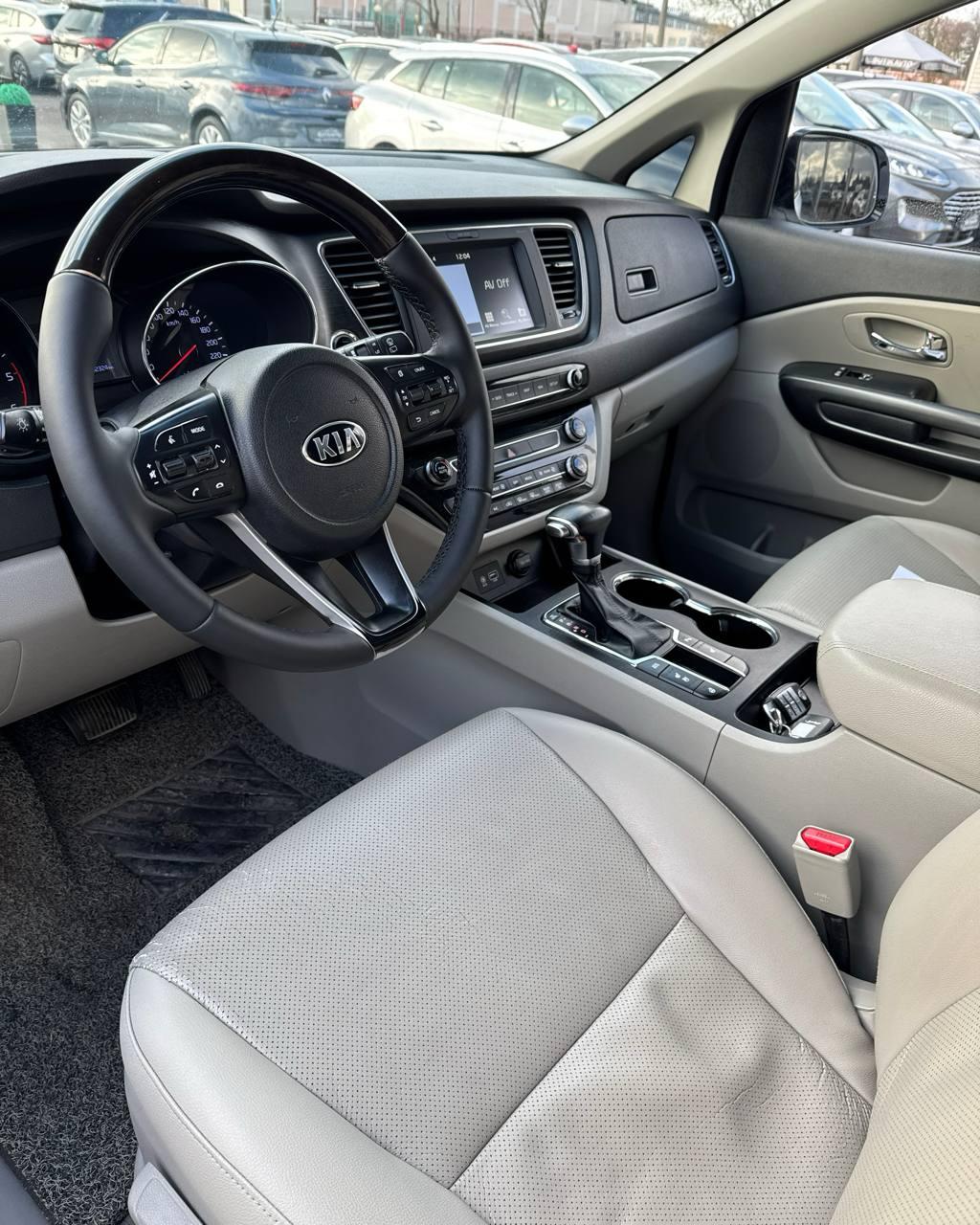 Kia Carnival III , 2018 г., автомат, дизель - фото 10