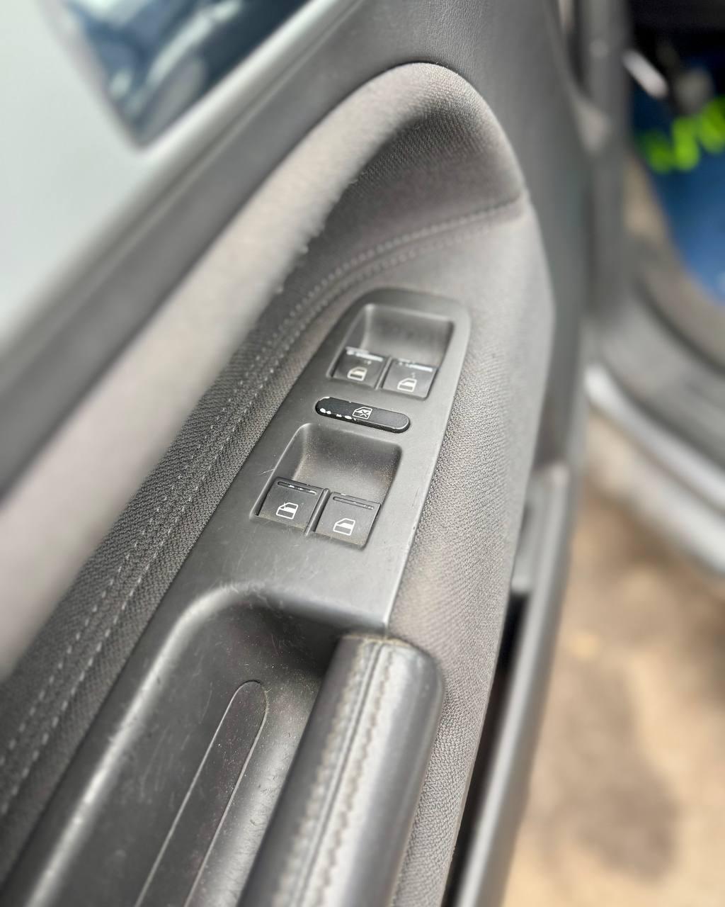 Volkswagen Touareg I , 2005 г., автомат, дизель - фото 18