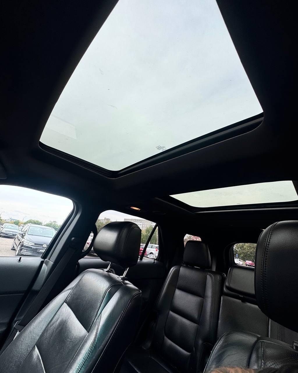 Ford Explorer V , 2010 г., автомат, бензин - фото 18