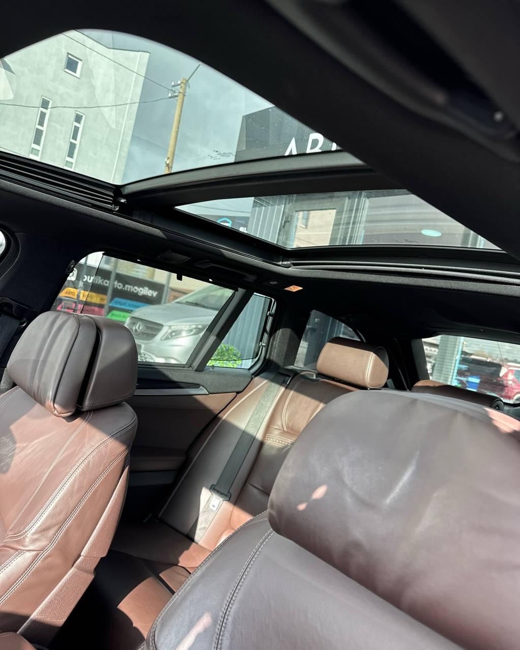 BMW 5 серия F10 F11 · Рестайлинг , 2014 г., автомат, дизель - фото 26