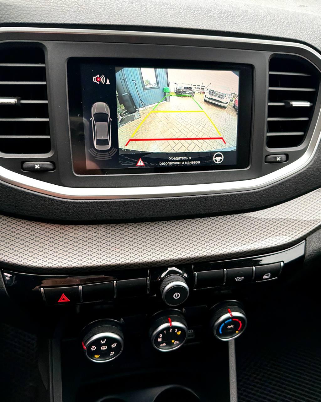 Lada (ВАЗ) Vesta I · Рестайлинг , 2023 г., механика, бензин - фото 11