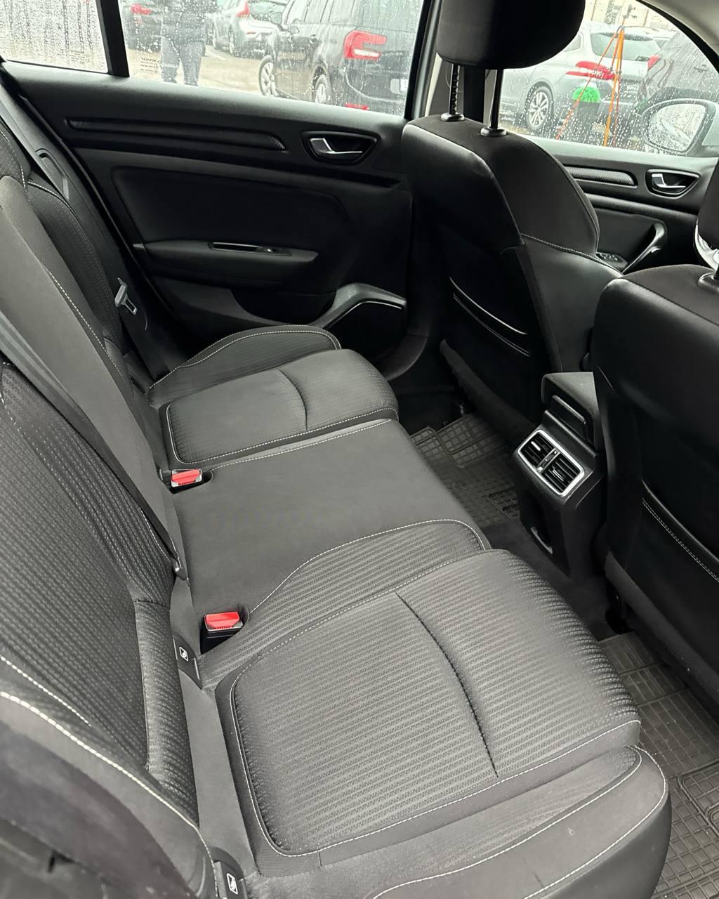 Renault Megane IV , 2019 г., механика, дизель - фото 13