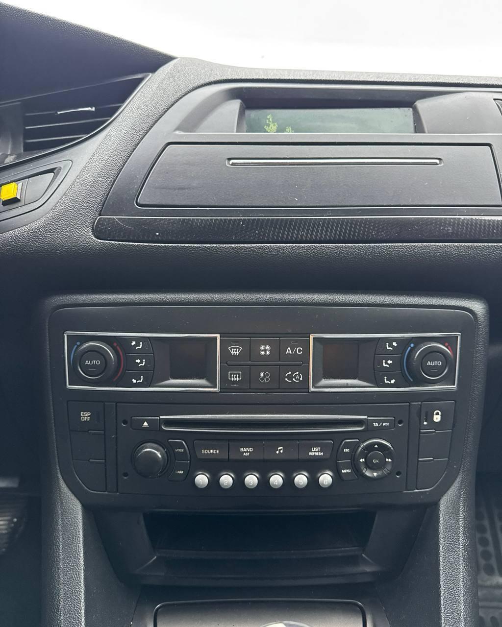 Citroen C5 II , 2010 г., механика, дизель - фото 16