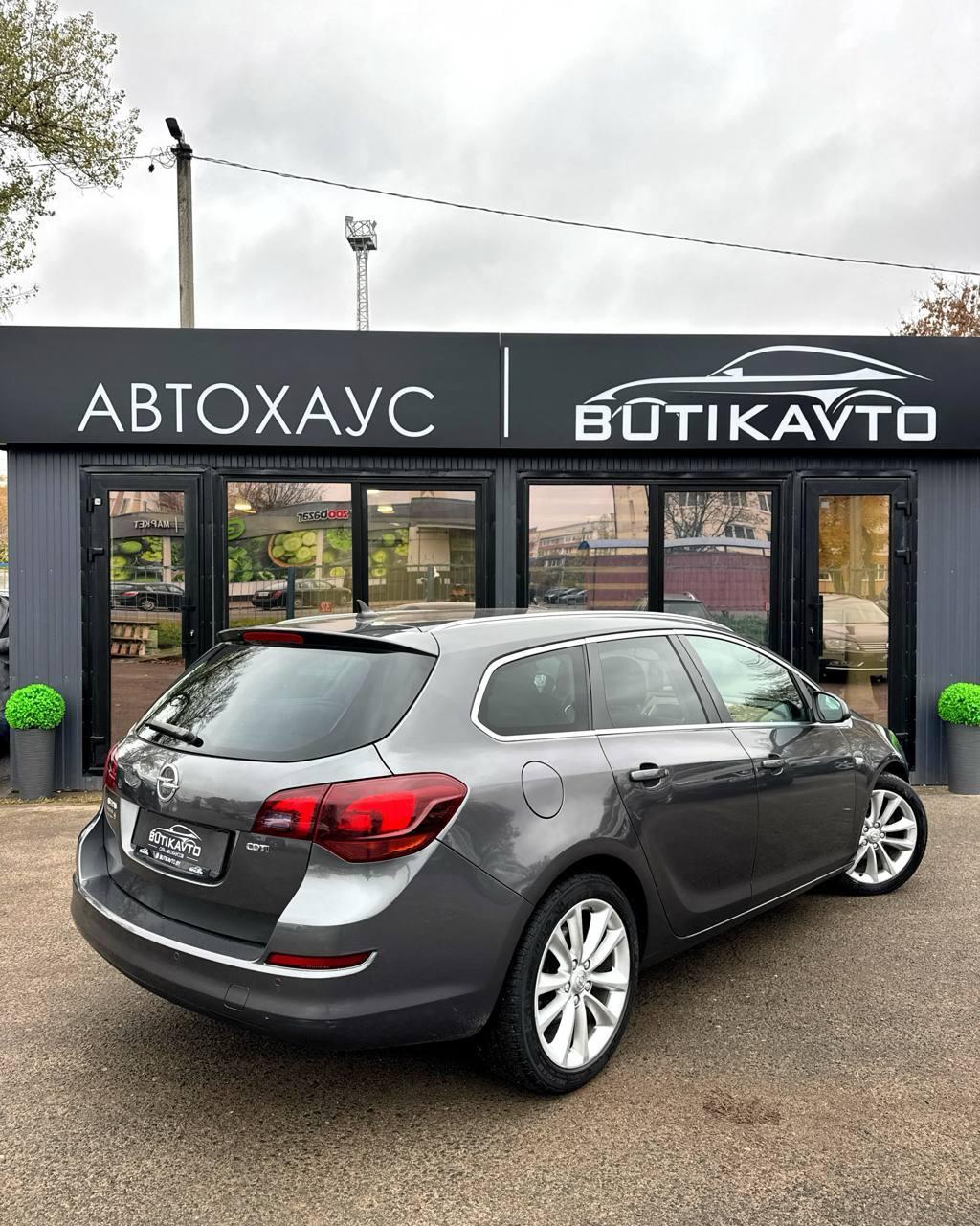 Opel Astra J , 2011 г., механика, дизель  - фото 6