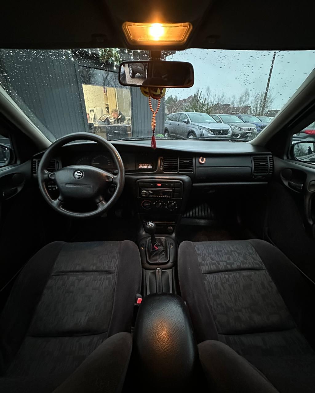 Opel Vectra B · Рестайлинг , 2000 г., механика, дизель - фото 9