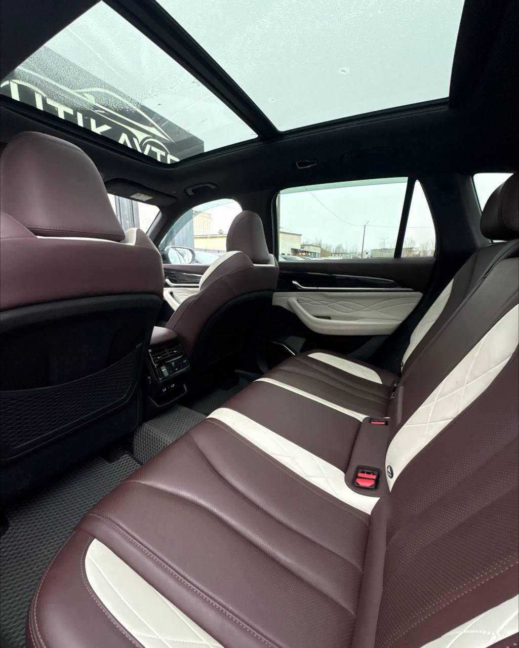 Geely Monjaro I , 2023 г., автомат, бензин - фото 9