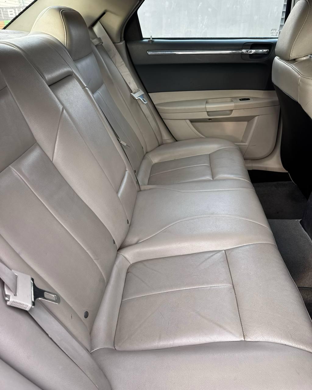 Chrysler 300C I , 2006 г., автомат, бензин - фото 11