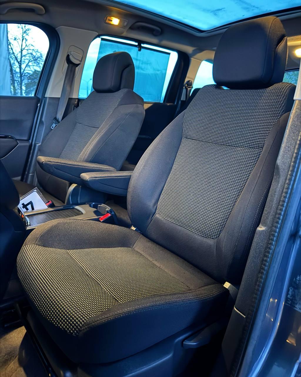 Peugeot 5008 I , 2011 г., механика, дизель - фото 10