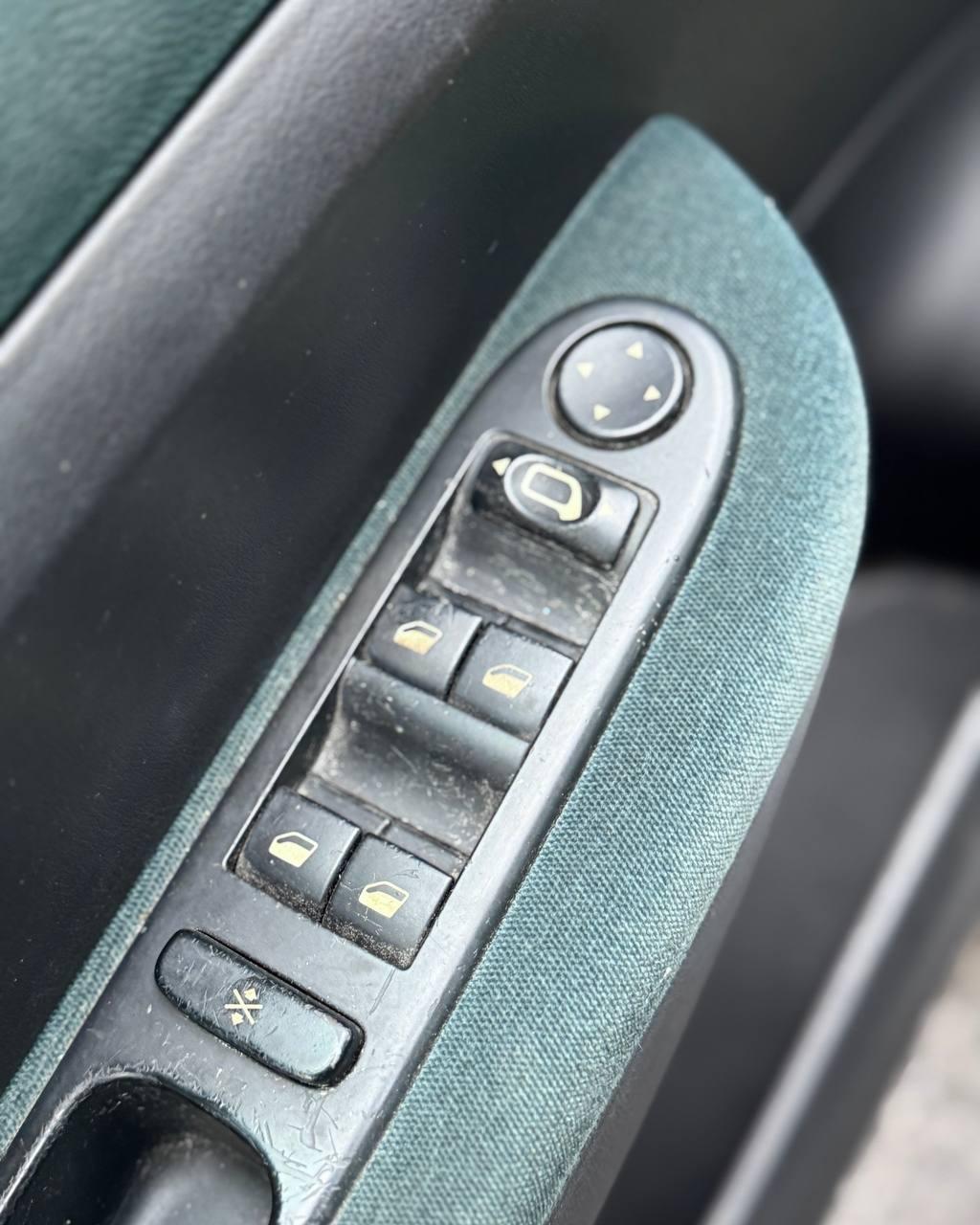 Peugeot 307 I , 2001 г., механика, бензин - фото 17