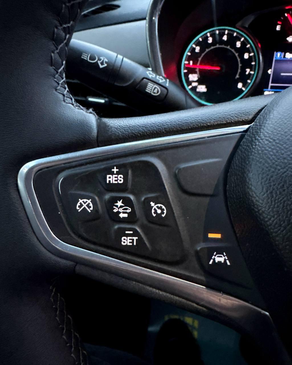 Chevrolet Equinox III · Рестайлинг , 2022 г., автомат, бензин - фото 15