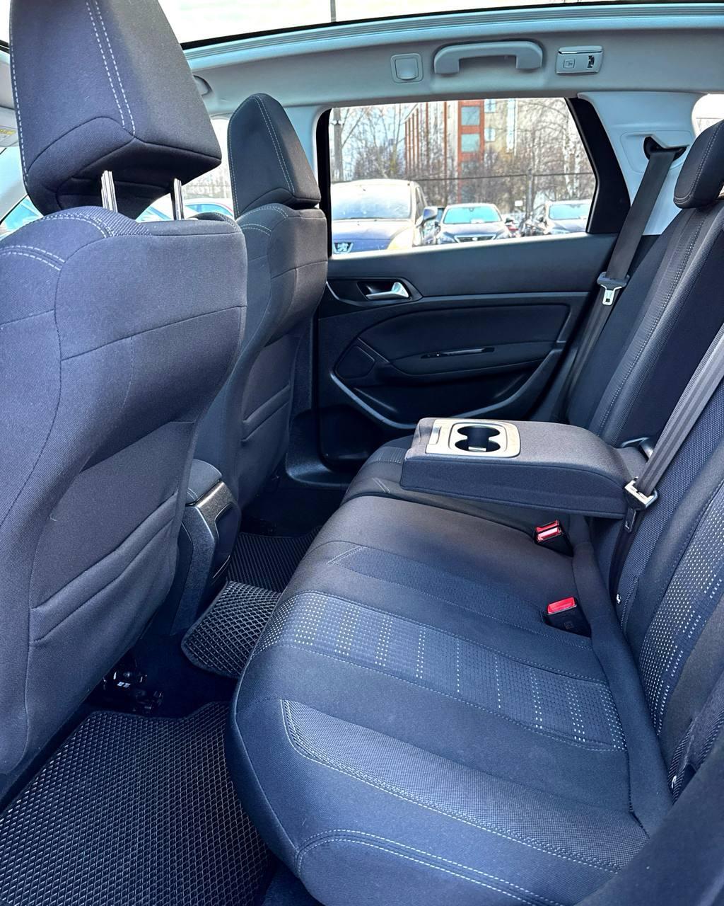 Peugeot 308 T9 , 2015 г., механика, дизель - фото 12