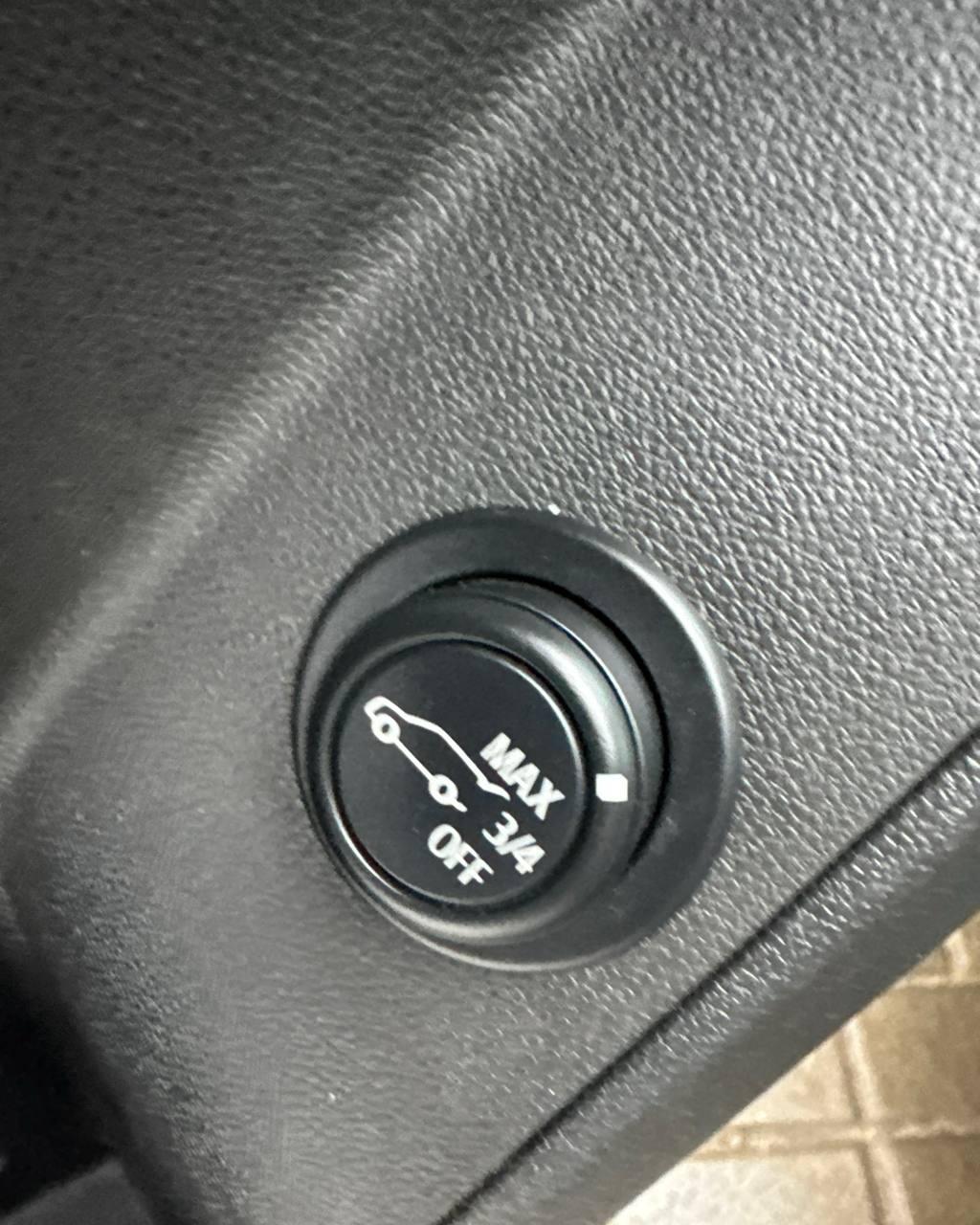 Chevrolet Equinox III · Рестайлинг , 2022 г., автомат, бензин - фото 21