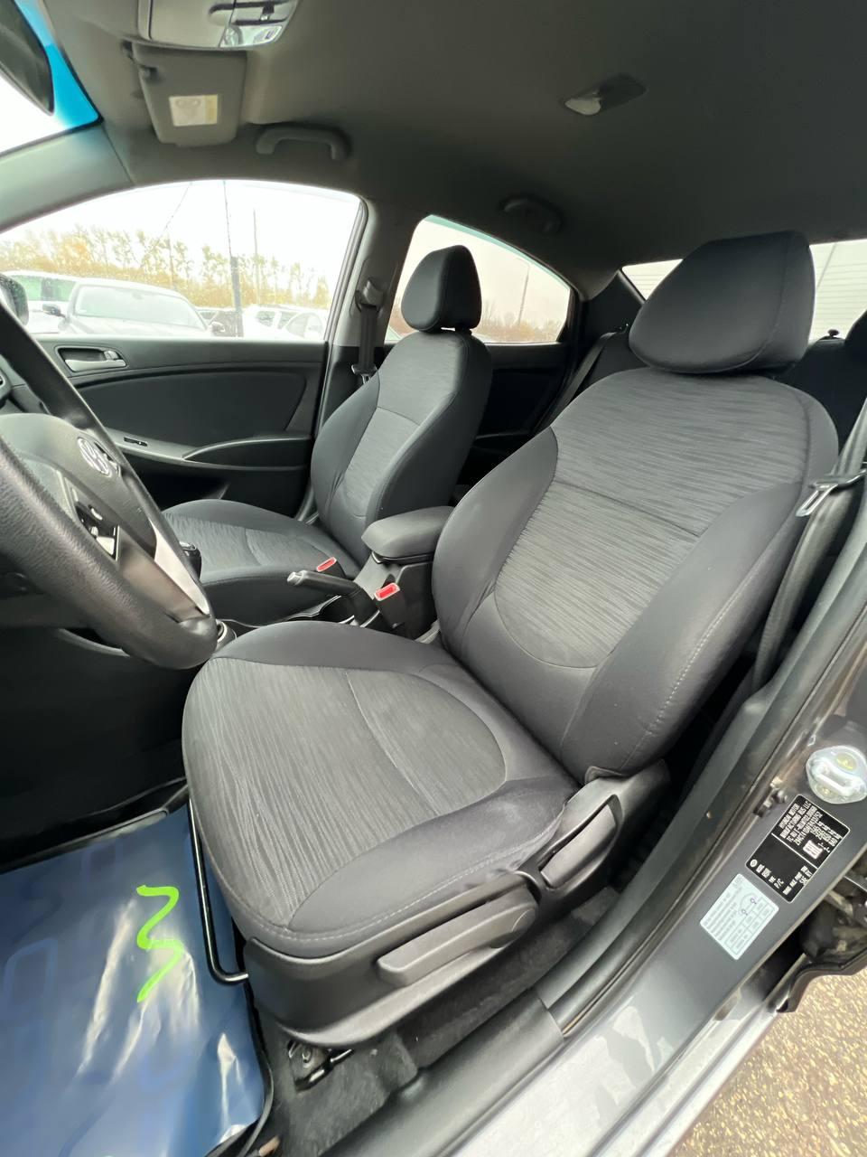 Hyundai Solaris I · Рестайлинг , 2015 г., механика, бензин - фото 5