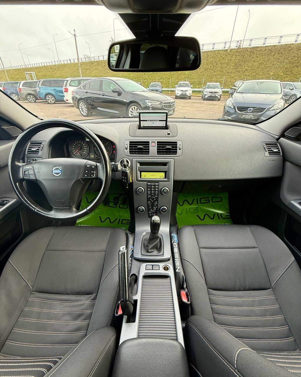 Volvo V50 I · 2-й рестайлинг , 2011 г., механика, дизель - фото 9