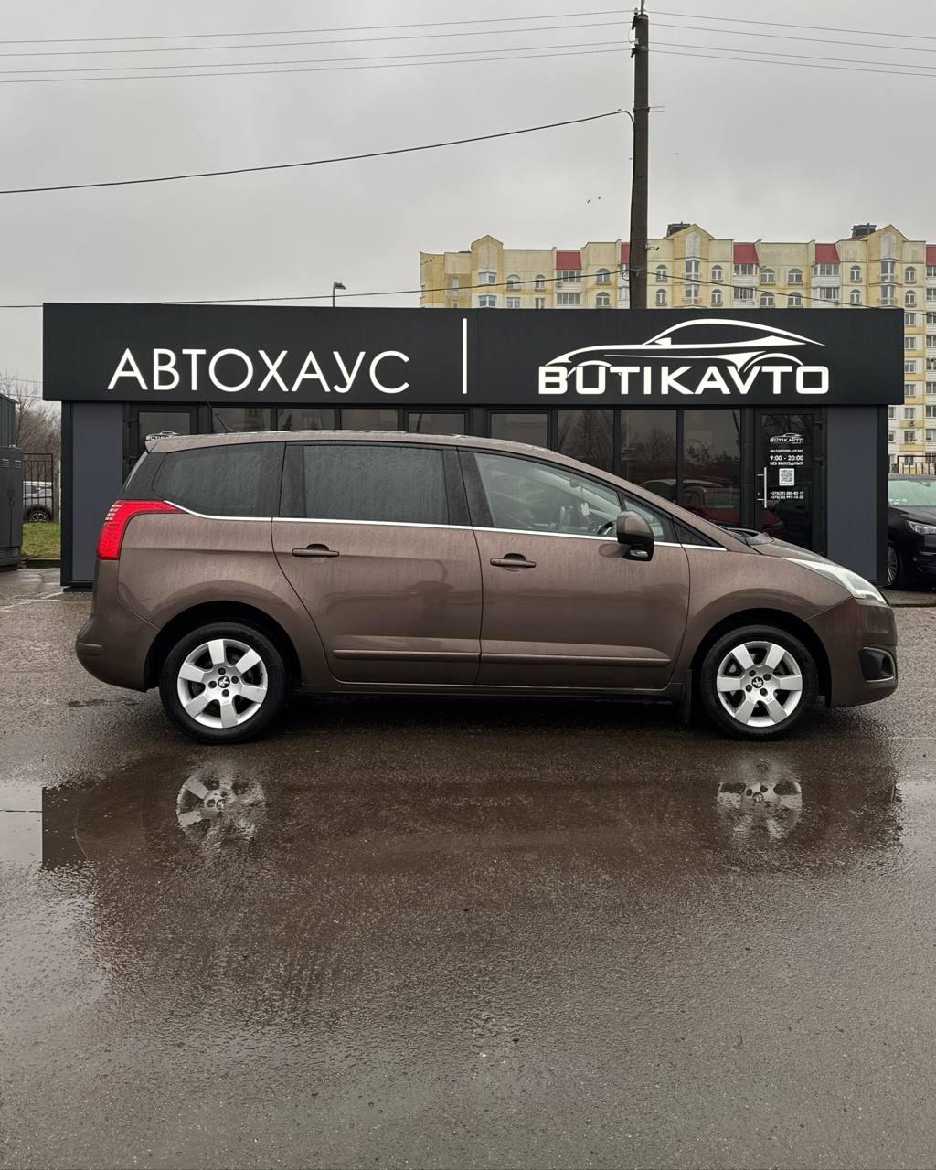 Peugeot 5008 I · Рестайлинг , 2014 г., механика, дизель - фото 7