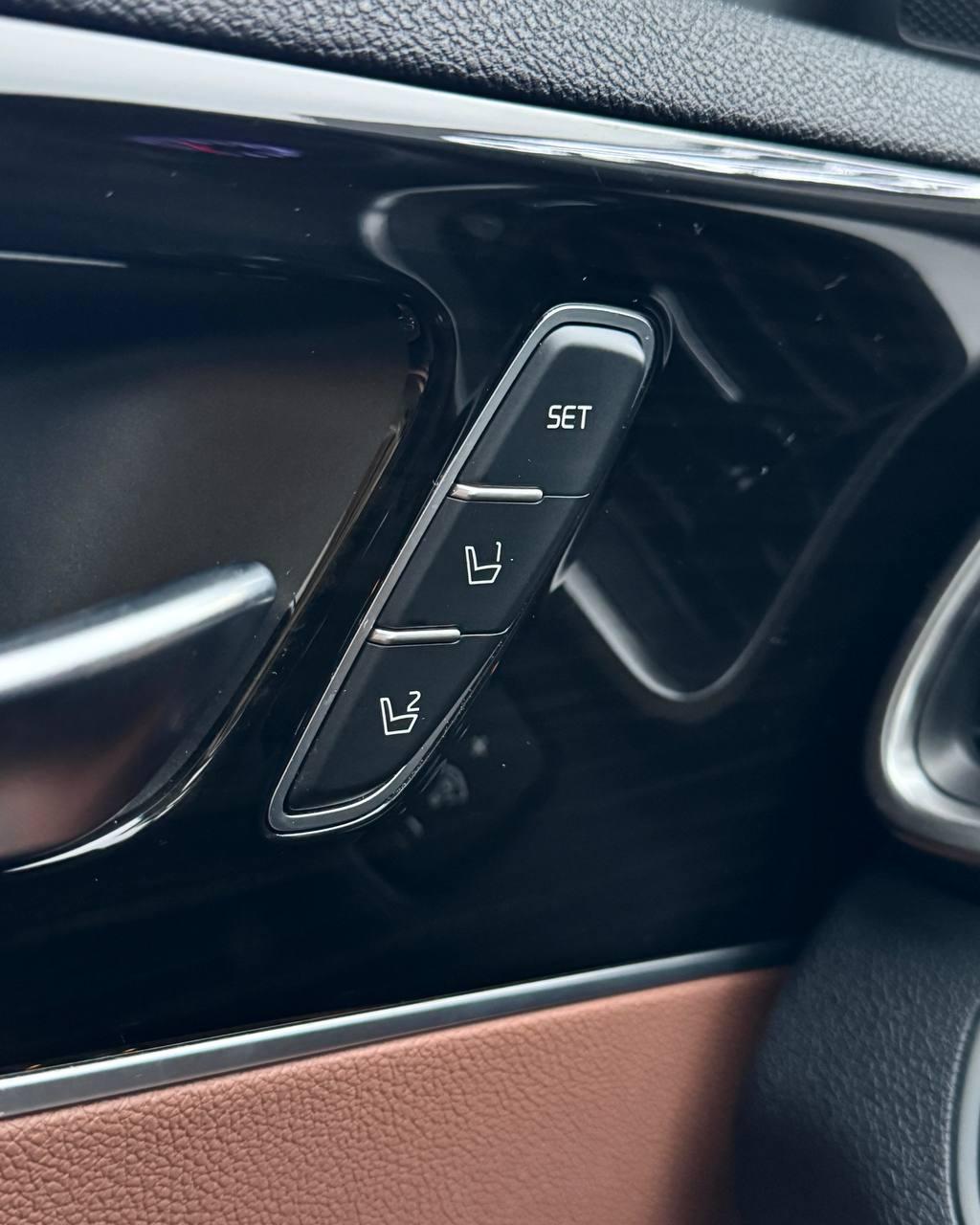 Kia Sorento III · Рестайлинг , 2019 г., автомат, дизель - фото 20