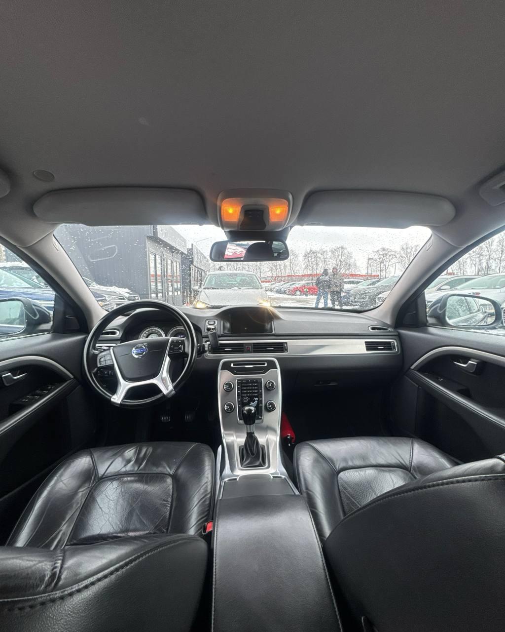 Volvo V70 III , 2011 г., механика, дизель - фото 9