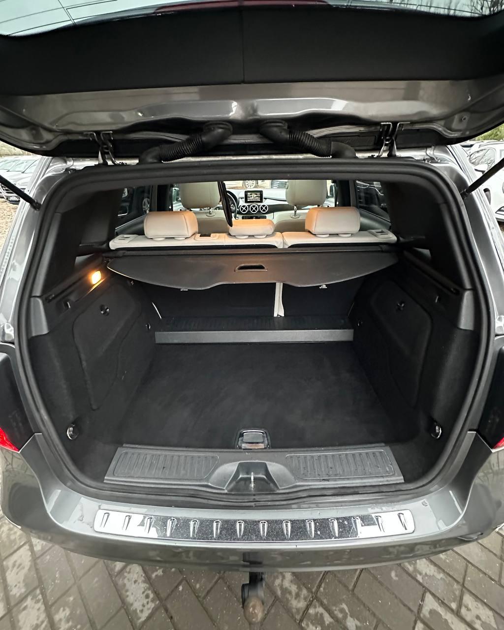 Mercedes-Benz B-Класс W246 , 2013 г., механика, бензин - фото 12