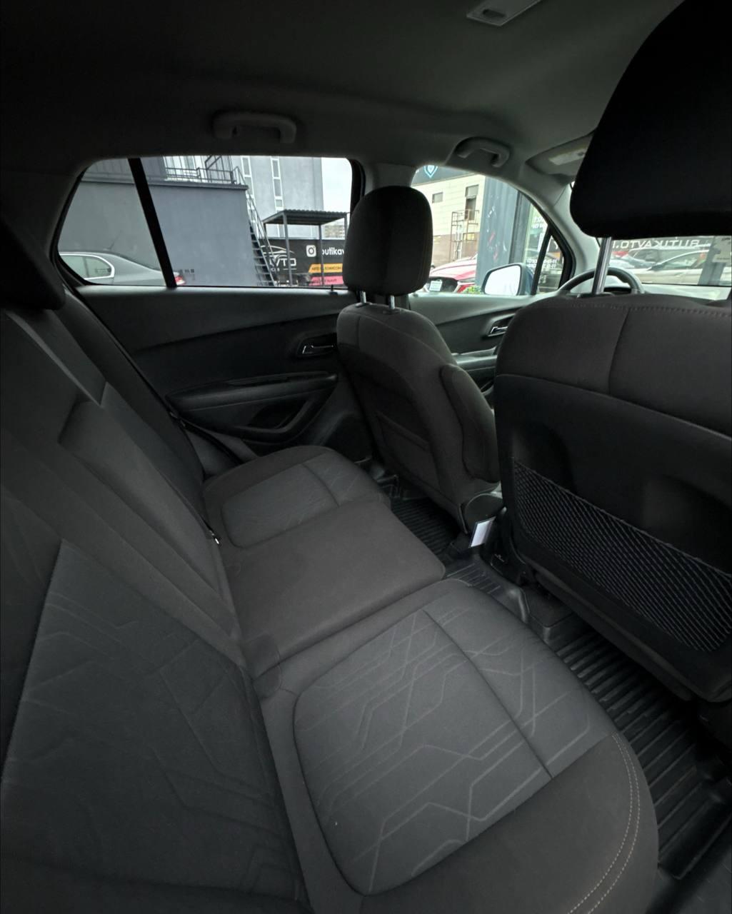 Chevrolet Trax I · Рестайлинг , 2020 г., автомат, бензин - фото 11