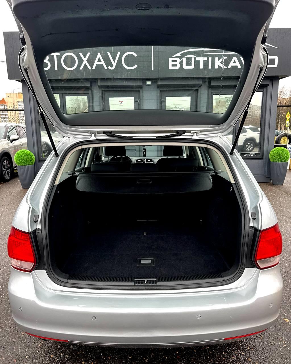 Volkswagen Golf VI , 2010 г., механика, дизель - фото 14