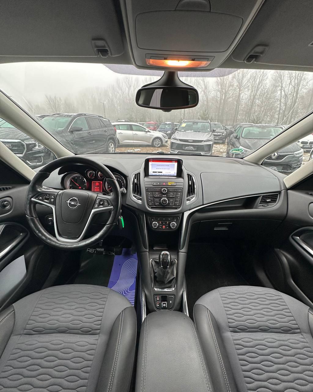 Opel Zafira C, 2014 г., механика, дизель - фото 9