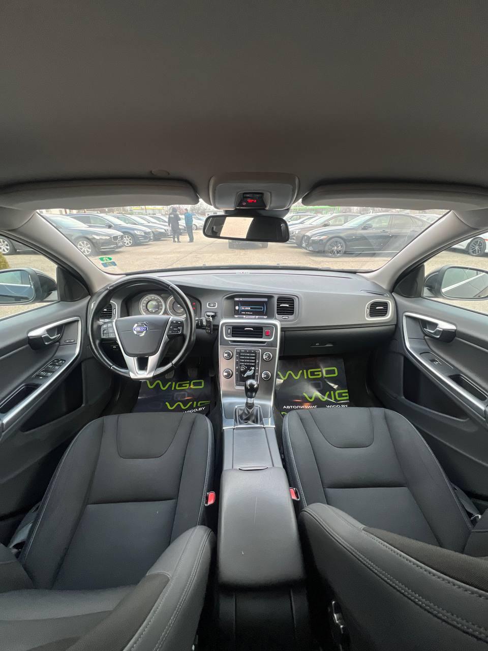 Volvo V60 I , 2012 г., механика, дизель - фото 13