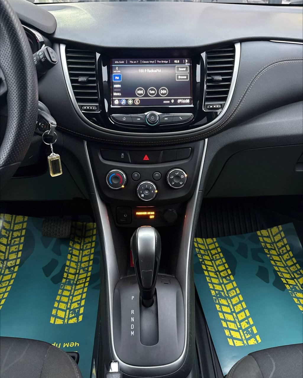 Chevrolet Trax I · Рестайлинг , 2020 г., автомат, бензин - фото 17